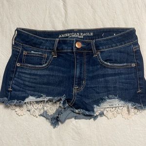 American Eagle Outfitters “shortie” “super stretch” denim shorts size 8.